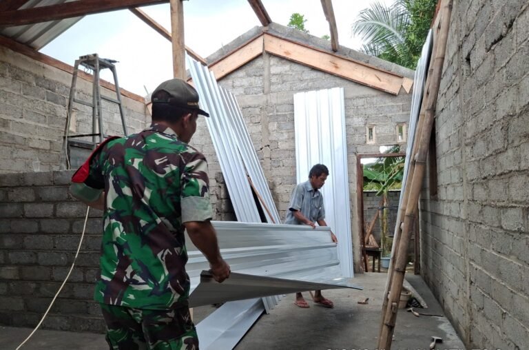Kapten Inf Sumitro Tinjau Langsung Progres Rutilahu TMMD ke-125 di Desa Kesilir