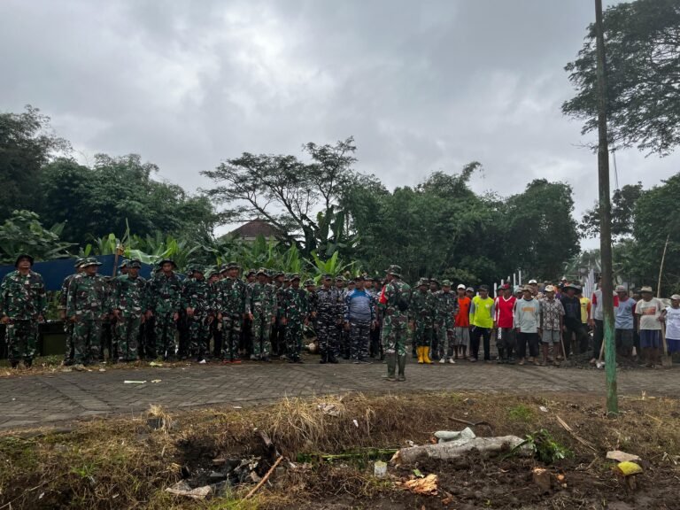 Apel Pagi Satgas TMMD ke-125 dan Masyarakat: Sinergi Kuat Wujudkan Pembangunan di Wilayah
