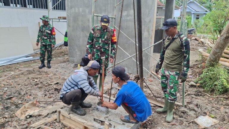 Dandim 0825/Banyuwangi Tinjau Progres Pengerjaan Sumur Bor TMMD di Kecamatan Siliragung