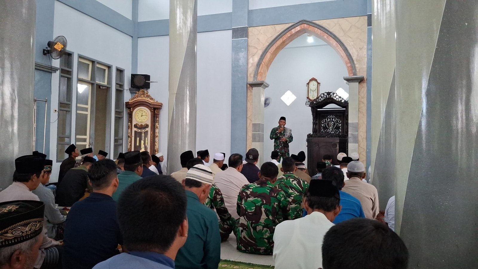 Air Mata Mengalir di Masjid Al Miftahul Huda