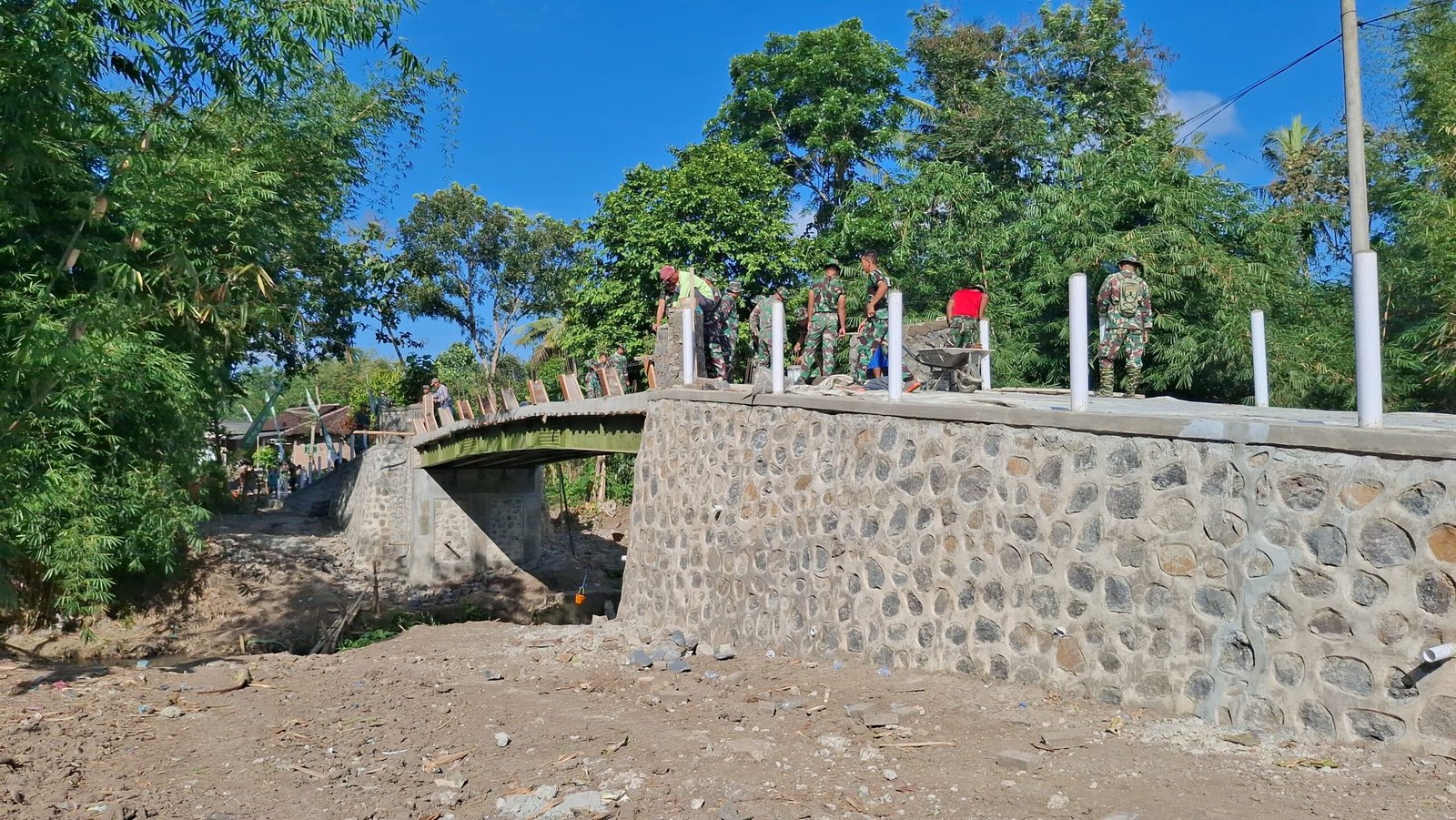 Jembatan TMMD ke-125 di Banyuwangi Hampir Rampung, Warga Segera Nikmati Akses Lancar