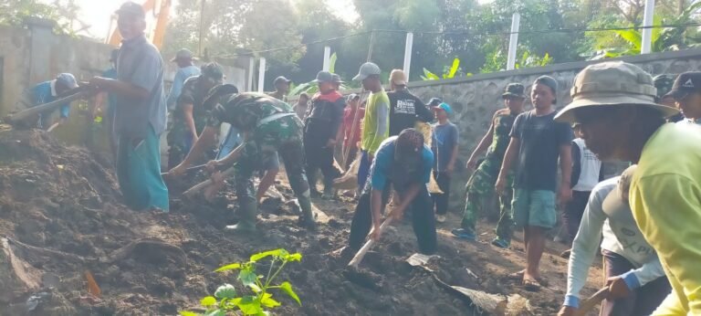 Pembangunan Jembatan Terus Berlanjut, Satgas TMMD Ke-125 Kodim 0825/Banyuwangi Semakin Giat di Lapangan