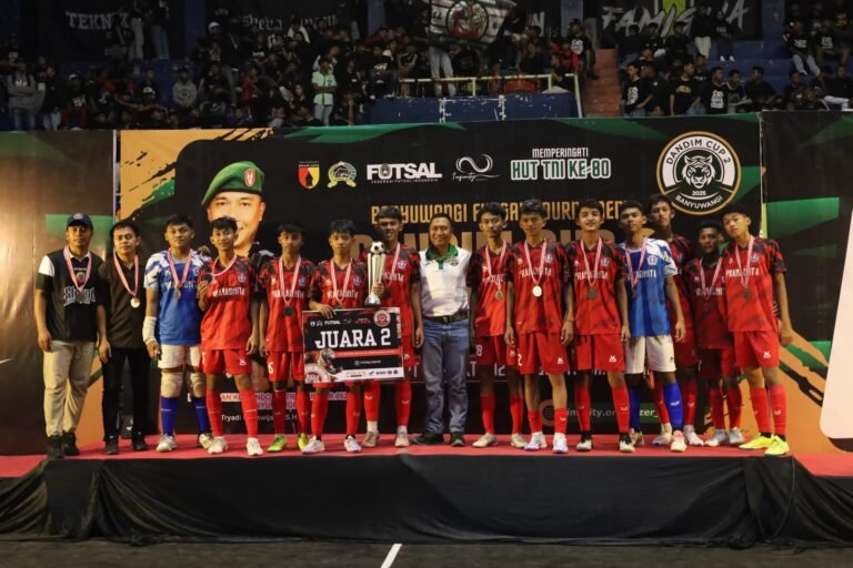 GOR Tawang Alun Bergemuruh! Penutupan Dandim Cup II Banyuwangi Disaksikan 1.000 Penonton, Final Seru dan Penuh Warna