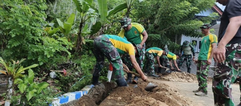Pengerjaan jalur pipanisasi oleh Satgas TNI Manunggal Membangun Desa (TMMD) ke-126 Kodim 0818/Malang-Batu terus menunjukkan kemajuan signifikan.