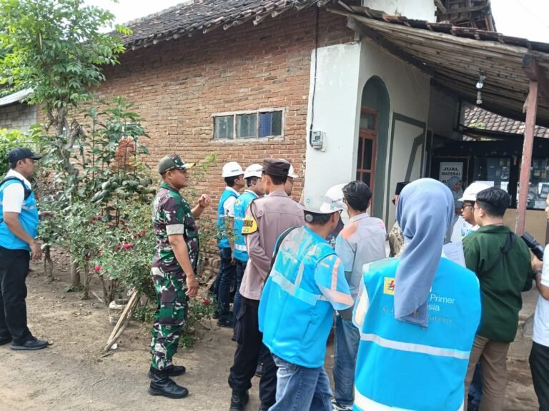 Babinsa Koramil 0825/15 Menghadiri Kegiatan Pendampingan Program ‘Berbagi Cahaya Menumbuhkan Harapan’