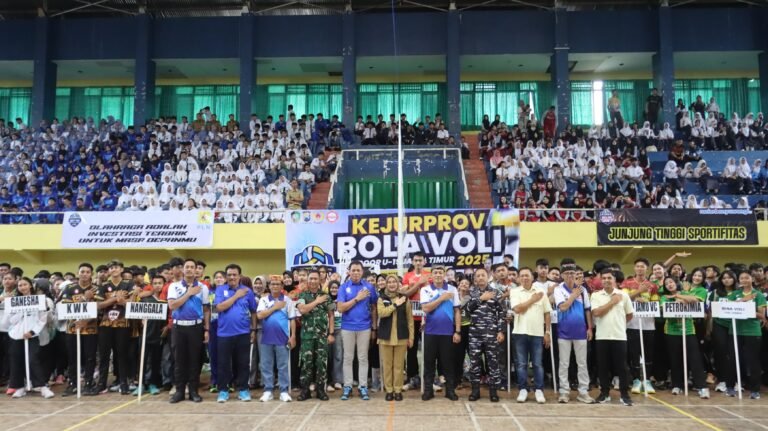 Dandim Banyuwangi Dukung Penuh Kejurprov Bola Voli Jatim U-19, Kobarkan Semangat Sportivitas dan Persaudaraan Atlet Muda