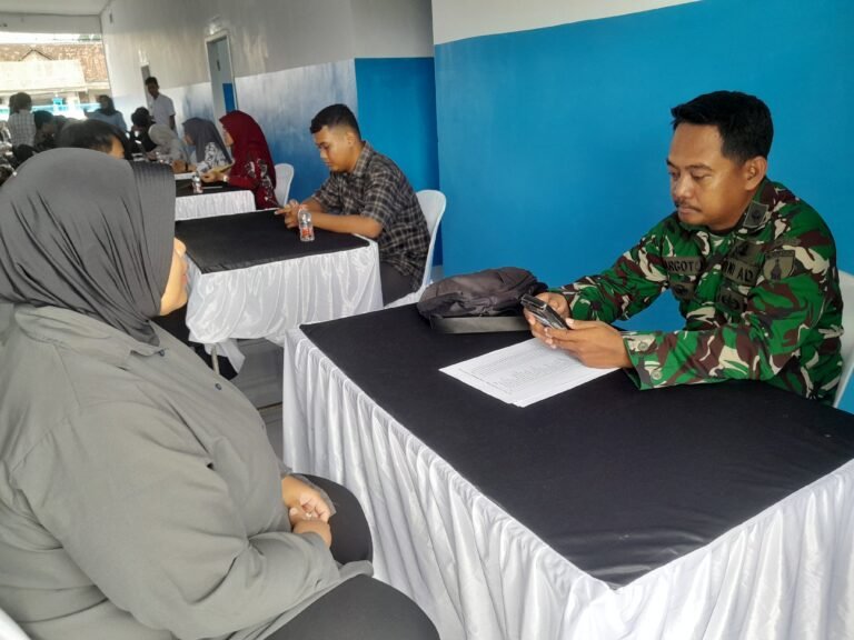 Koramil 0825-11/Pesanggaran Menghadiri Mendampingi Interview Calon Relawan SPPG Pesanggaran