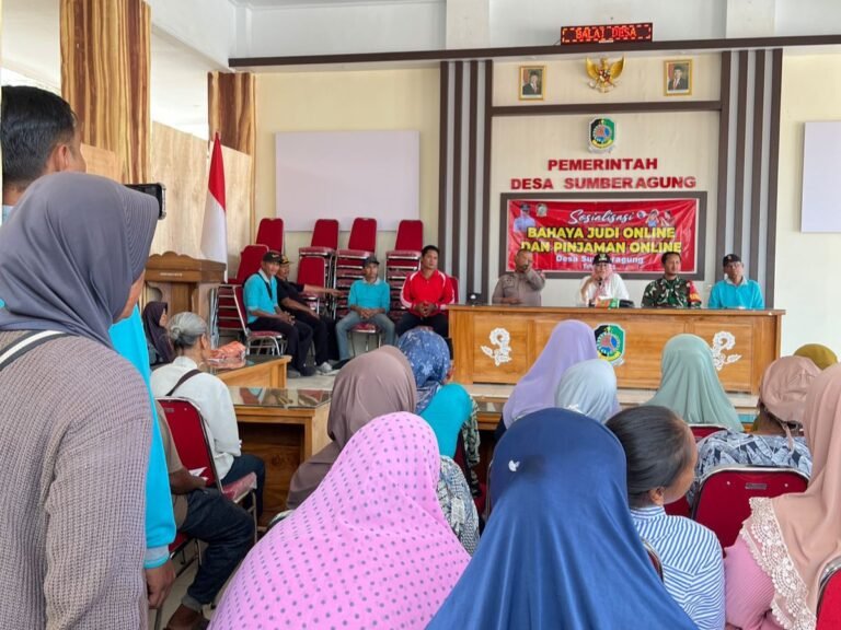 Waspada Judol dan Pinjol, Babinsa Mendampingi Sosialisasi Dampak Negatif Judi Online dan Pinjaman Online