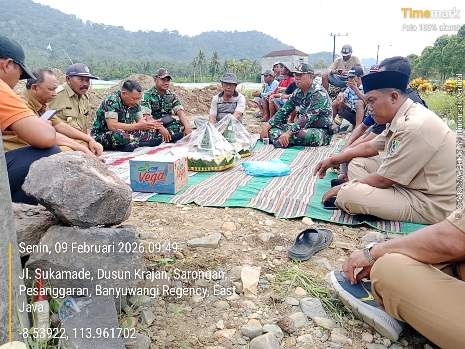 Babinsa Sarongan Menghadiri Selamatan Proses Pembangunan Koperasi Desa/Kelurahan Merah Putih (KDKMP)