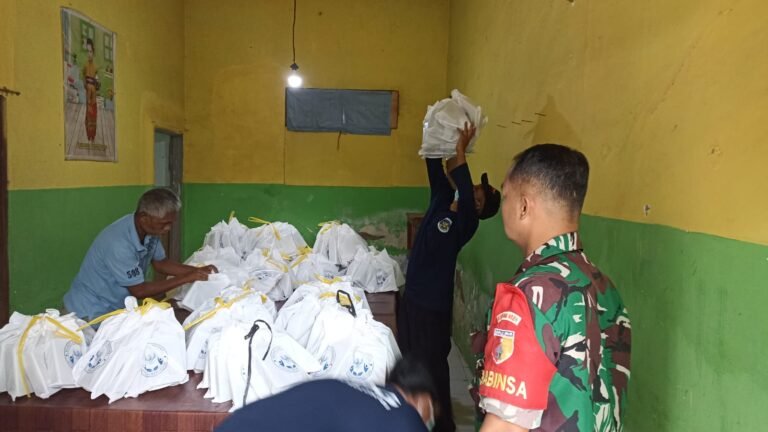 Sinergi Babinsa Dan Yayasan: 1.349 Paket Makan Bergizi Gratis Sukses Didistribusikan Di Kalibaru
