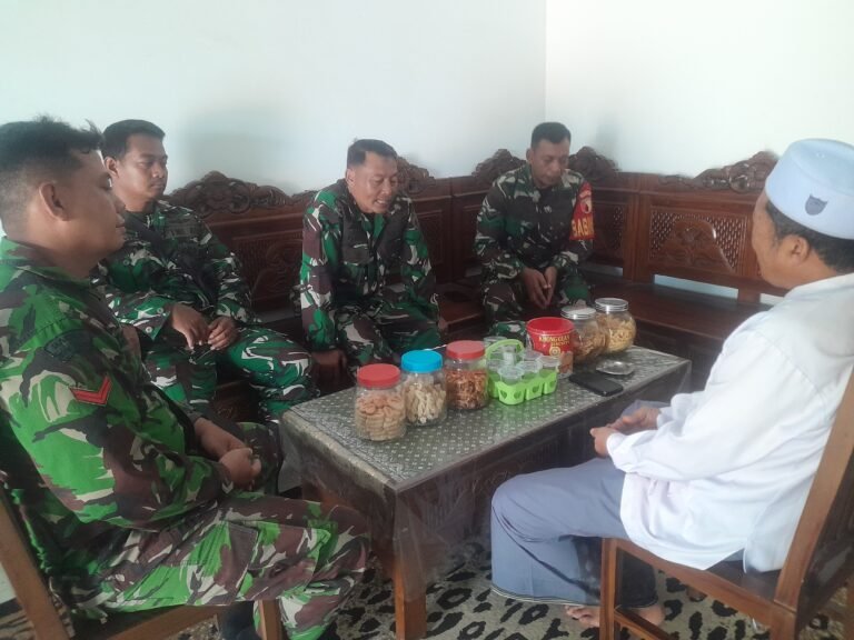 Perkuat Silaturahmi, Koramil Pesanggaran Komsos ke Pengasuh Ponpes Darul Falah