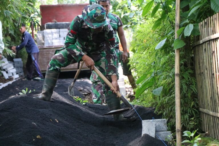 Semangat Satgas TMMD Ke 128 Tak Kunjung Padam Dalam Menyelesaikan Program Fisik Dan Non Fisik